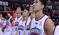 फ्रांस के खिलाड़ी पर राष्ट्रगान के दौरान झंडे की तरफ नहीं देखने पर हुई कार्रवाई, लगा 1 लाख रुपये का जुर्माना